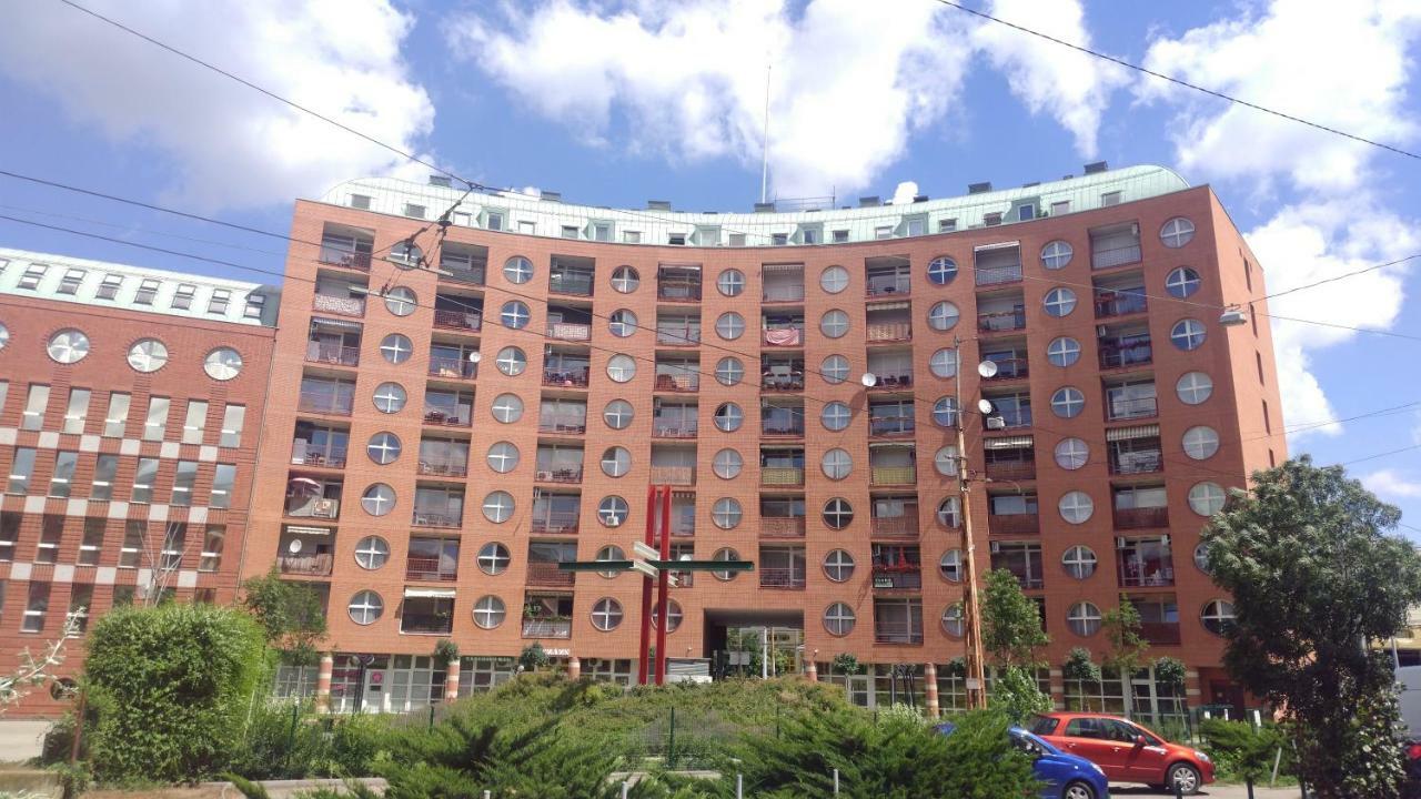 Budapest Baross Apartment Bagian luar foto